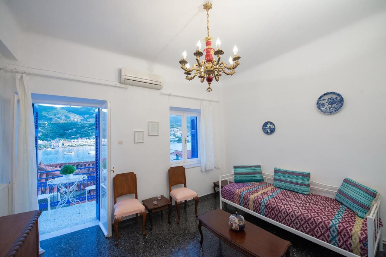 Poros Home Poros Town Eksteriør billede